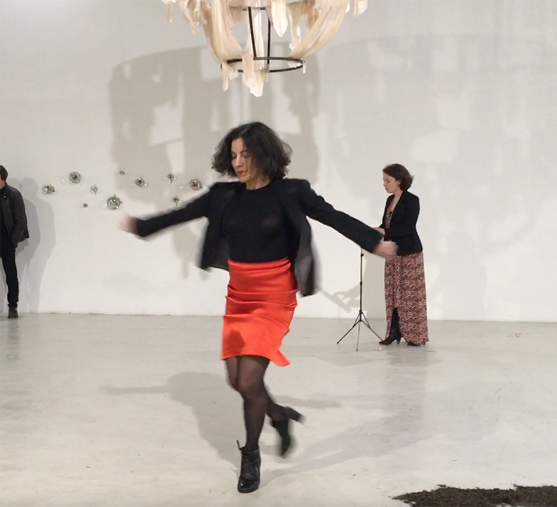 Lucile Bertrand - Chanter comme des oiseaux (performance)